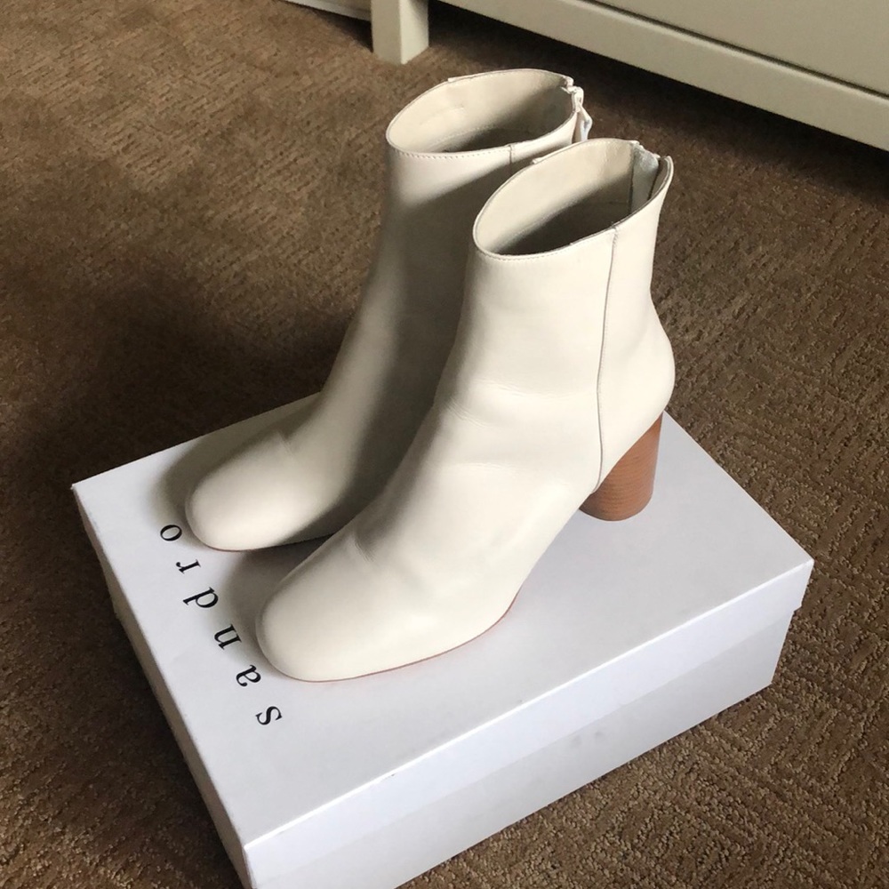 SANDRO • Authentic off white Sacha boots